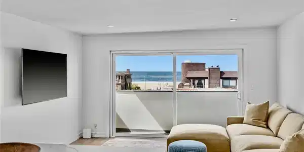404 Hermosa Avenue