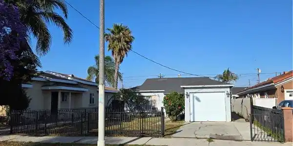 1610 Broad Avenue