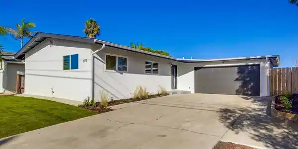 3173 Via Arcilla