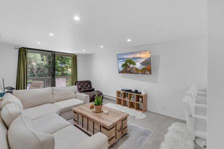 5202 Shelter Creek Lane