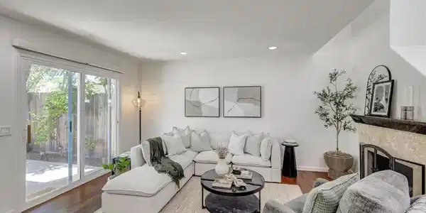 4004 Carmel Springs