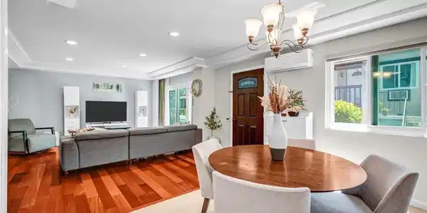 320 Miraleste Drive