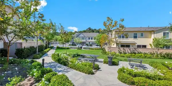 33452 Paseo  El Lazo