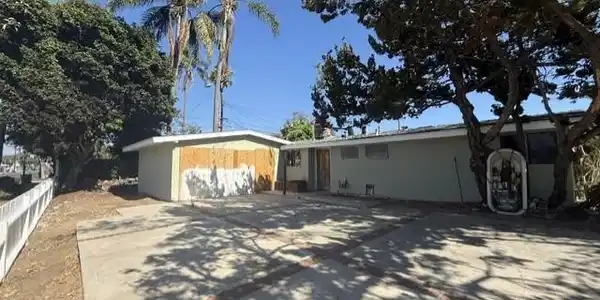 599 W Wilson Street