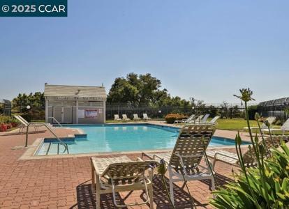 1201 Glen Cove Pkwy,