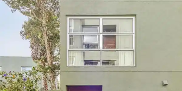 61 Glashaus Loop