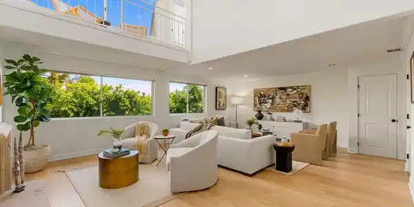390 S Sepulveda Boulevard