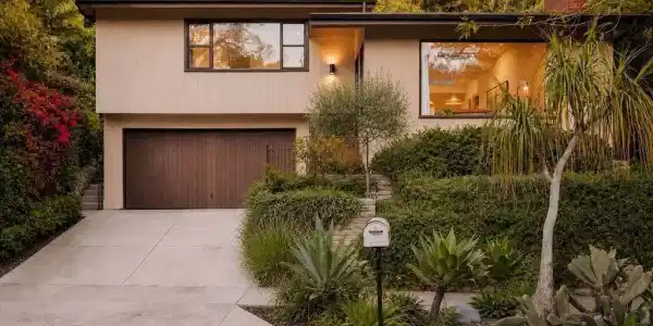 588 Dryad Road