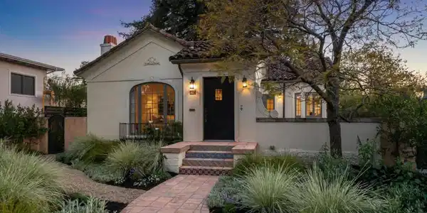 957 University Drive