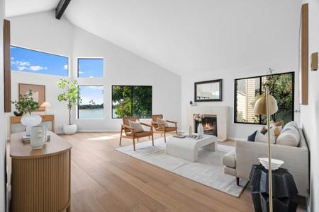 878 Wharfside Road