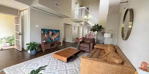 6310 Ridgemar Court
