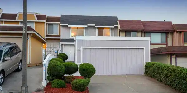 2436 Unwin Court