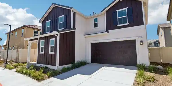 717 Kingbird Loop