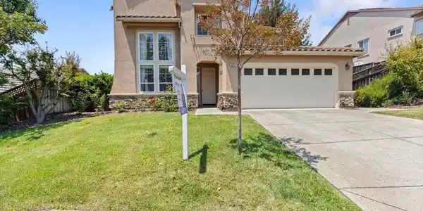 3021 Overlook Dr