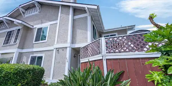 234 Riverview Way
