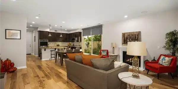 8315 Kendall Drive