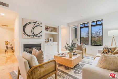 5625 W Crescent Park