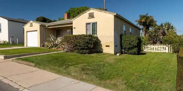 3104 N Evergreen