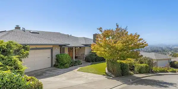 1657 Clearview Dr.