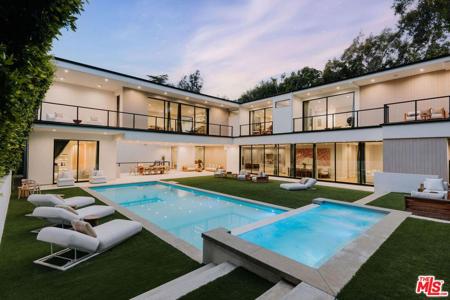 260 S Canyon View Drive