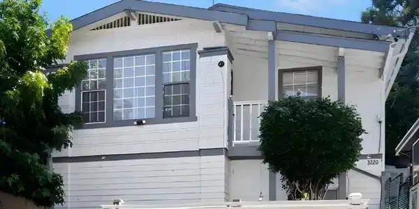 3220 Champion St