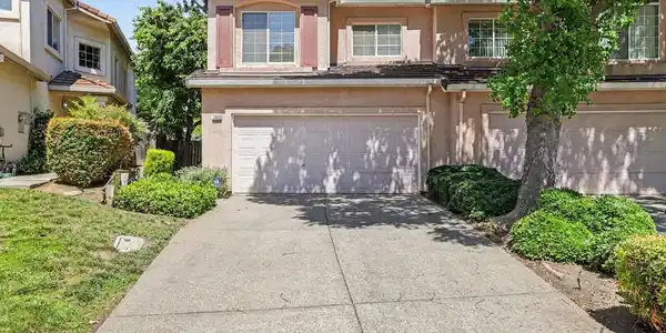 1806 Gardenia Ct