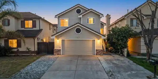 4916 Willowbrook Way
