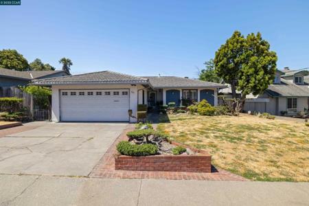 925 Tara Hills Dr