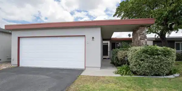 3808 Vista Campana S