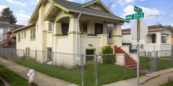2301 12Th Ave