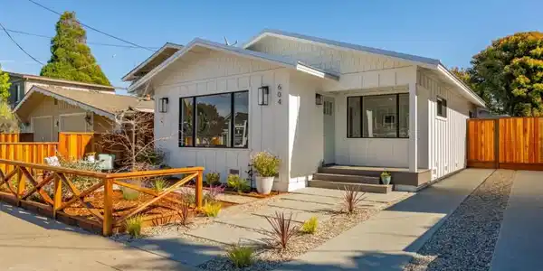 604 Oak Drive