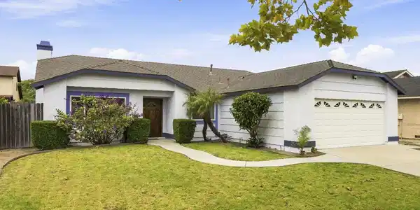 2431 Taffrail Lane