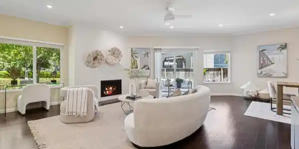 919 Shoreline Drive