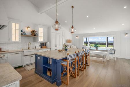 24 Bahama Bend