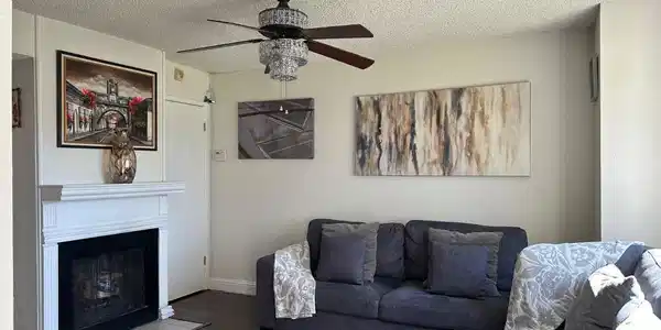 4 Sheffield Ct
