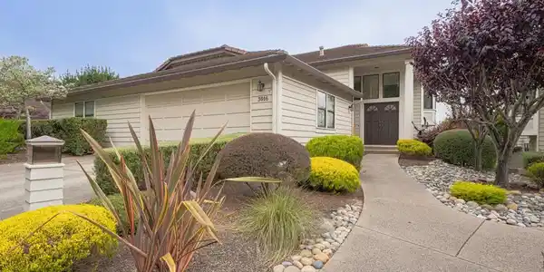 3016 Ransford Circle