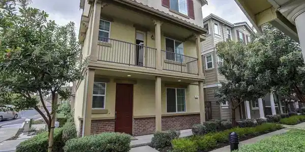 75 Middleton Pl