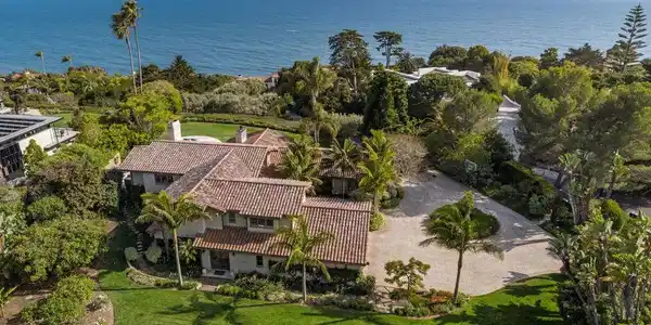 4099 Creciente Drive