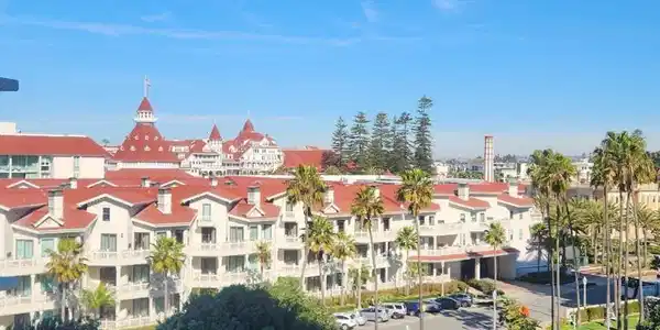 1720 Avenida Del Mundo