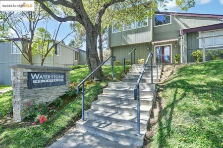 1333 N Camino Alto