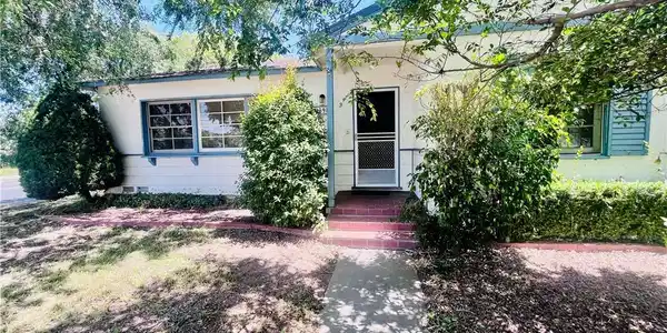 2698 Redlands Drive