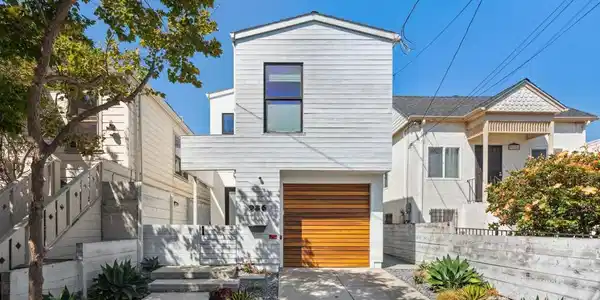 986 43rd Street