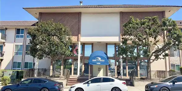 5585 E Pacific Coast