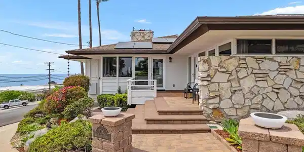 1010 La Jolla Rancho Rd
