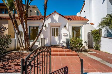 131 Santa Ana Avenue
