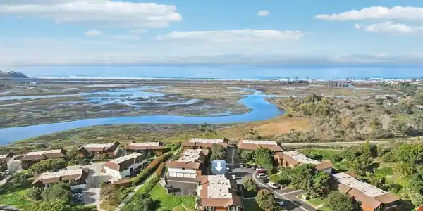 2422 Caminito Ocean Cv