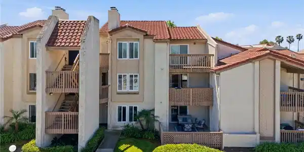 4852 Cabana