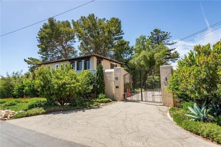 1 Peppertree Drive