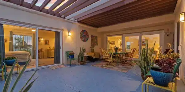 3621 S Vista Campana