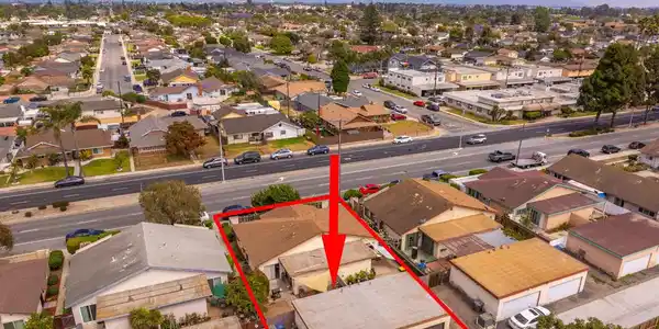 2141 N Ventura Road